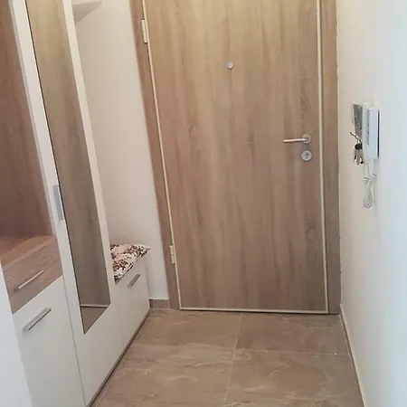 Apartman Cherry * פודגוריצה